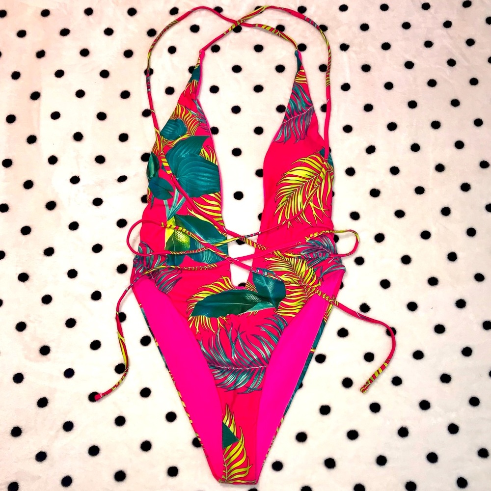 Sexy Plunge One Piece Swimsuit Size Large